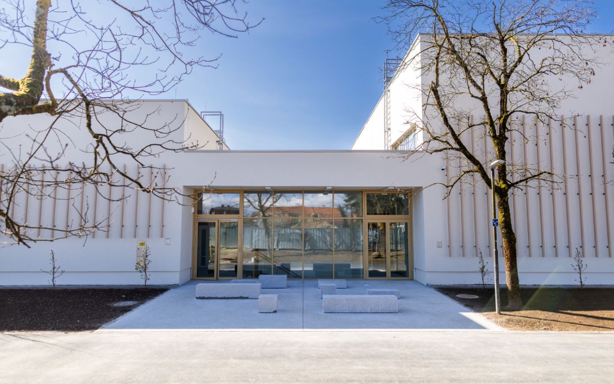 Osnovna šola Milana Šuštaršiča